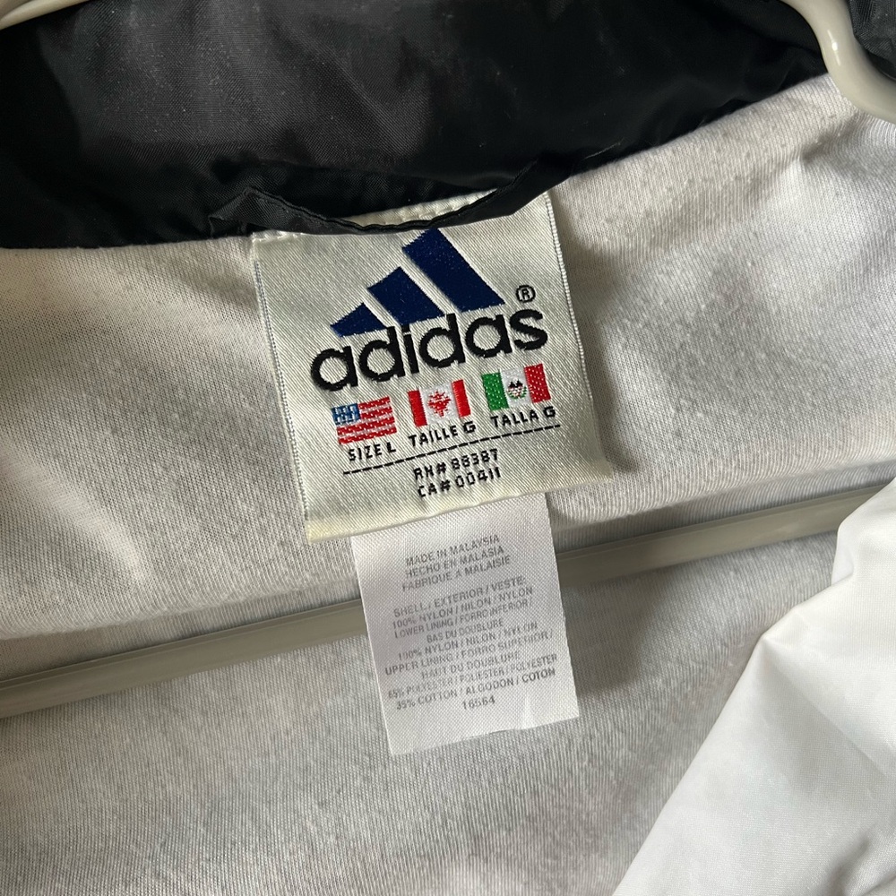 Vintage adidas Oversized Track Windbreaker Jacket - Picture 3 of 3